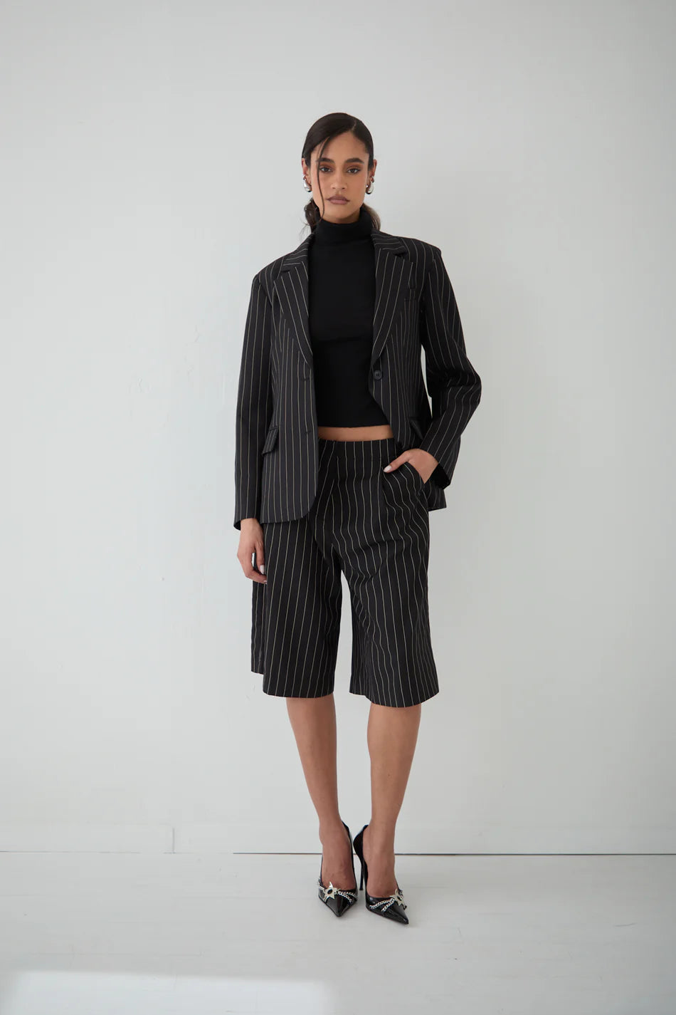 Anonie Nadine Shorts Pinstripe