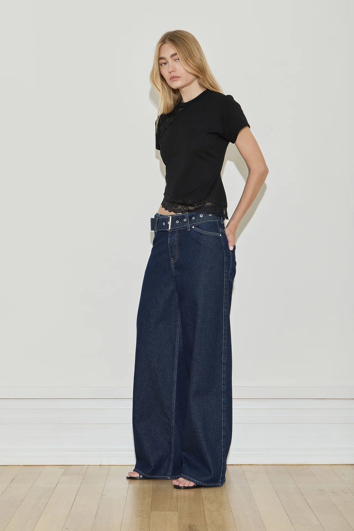 Maison Essentiele Buckle Jean