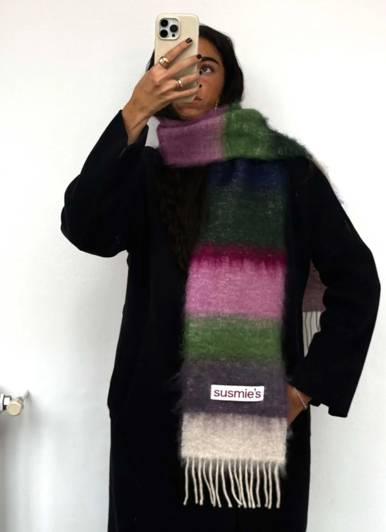 Susmies Strangers In The Night Scarf