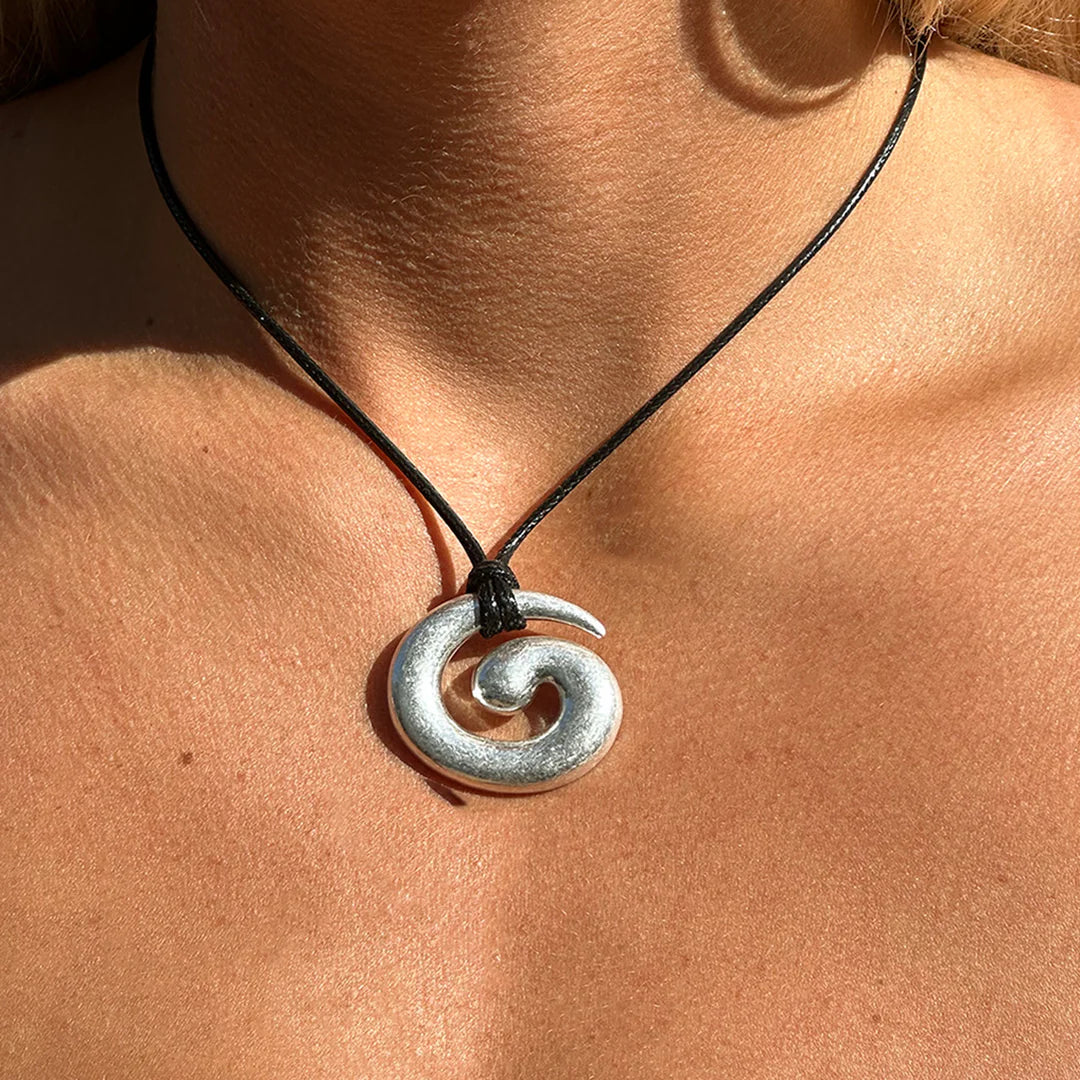 Briwok Swirl Necklace